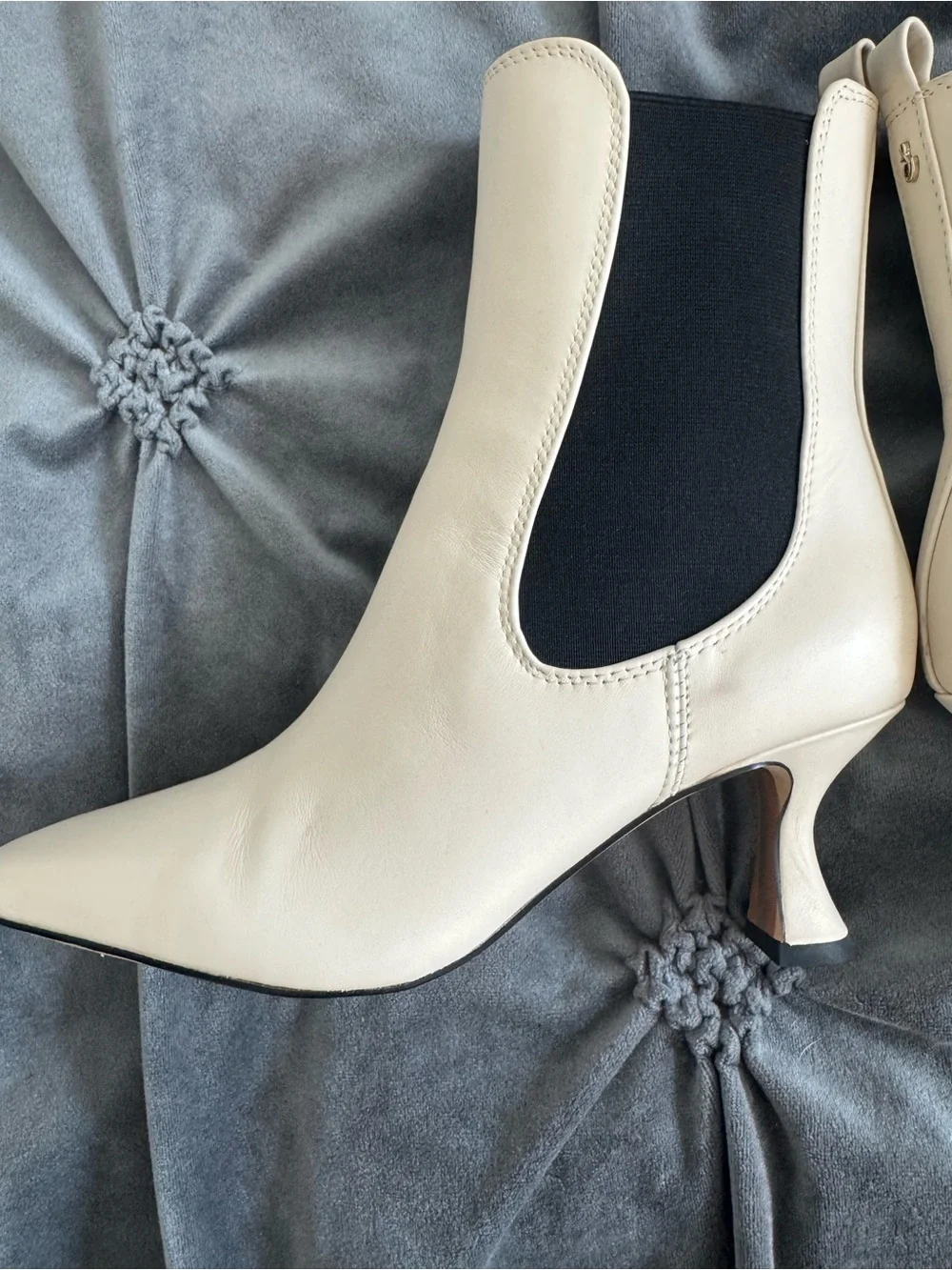 Sam Edelman Cream Leather Mid-Heel Chelsea Boots